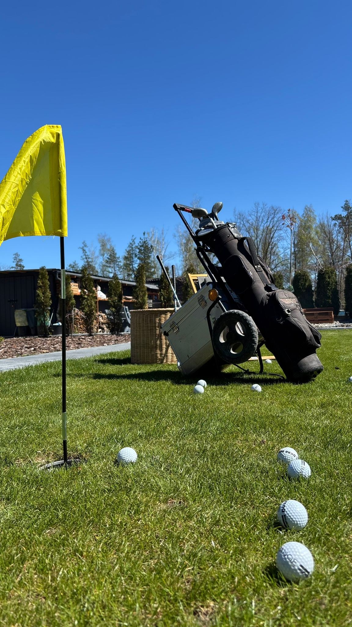 Minigolf w ogrodzie